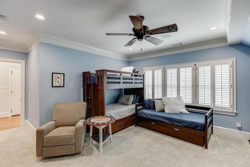 Image for property 879 Big Horn Hollow, Suwanee, GA 30024