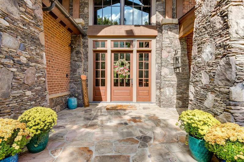 Image for property 879 Big Horn Hollow, Suwanee, GA 30024