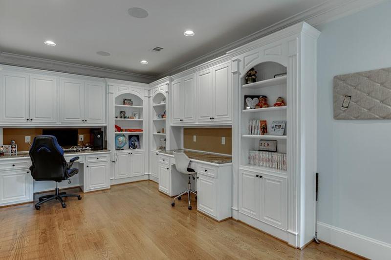 Image for property 879 Big Horn Hollow, Suwanee, GA 30024