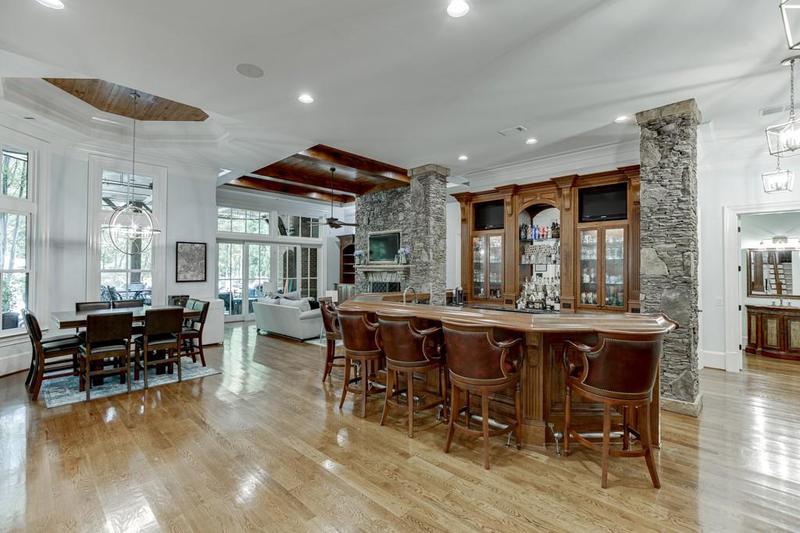 Image for property 879 Big Horn Hollow, Suwanee, GA 30024