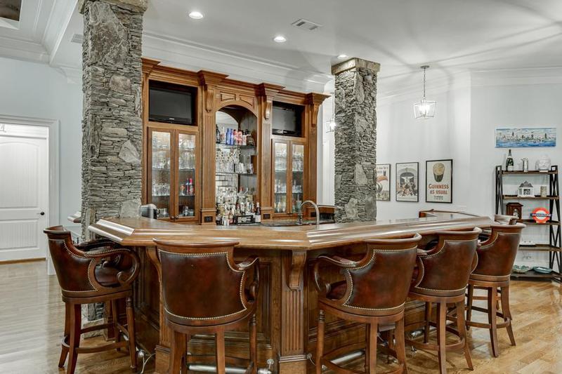 Image for property 879 Big Horn Hollow, Suwanee, GA 30024