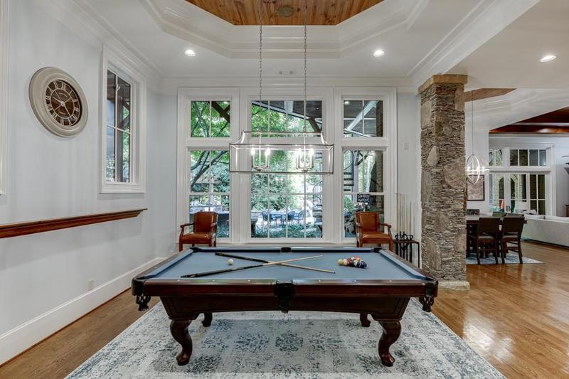Image for property 879 Big Horn Hollow, Suwanee, GA 30024