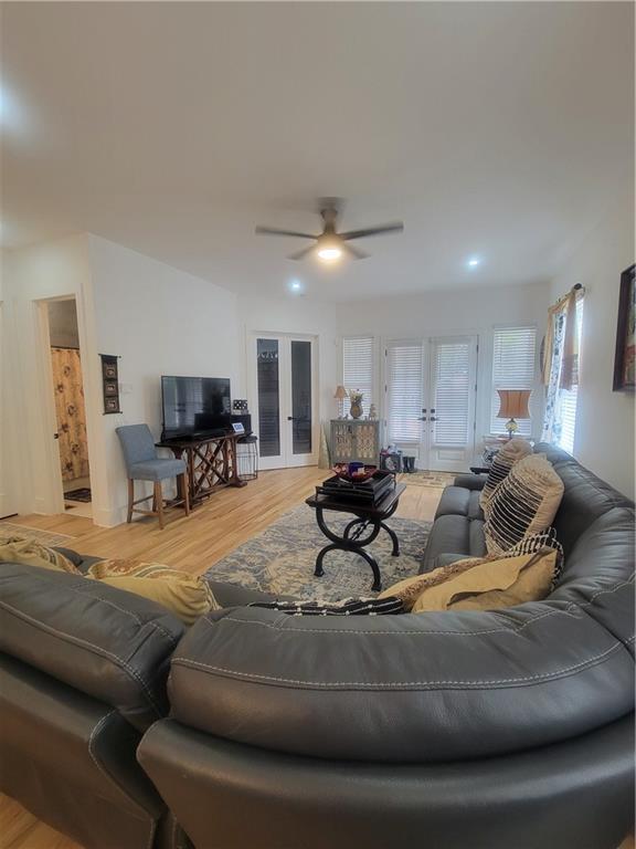 Image for property 727 Cascade Avenue, Atlanta, GA 30310