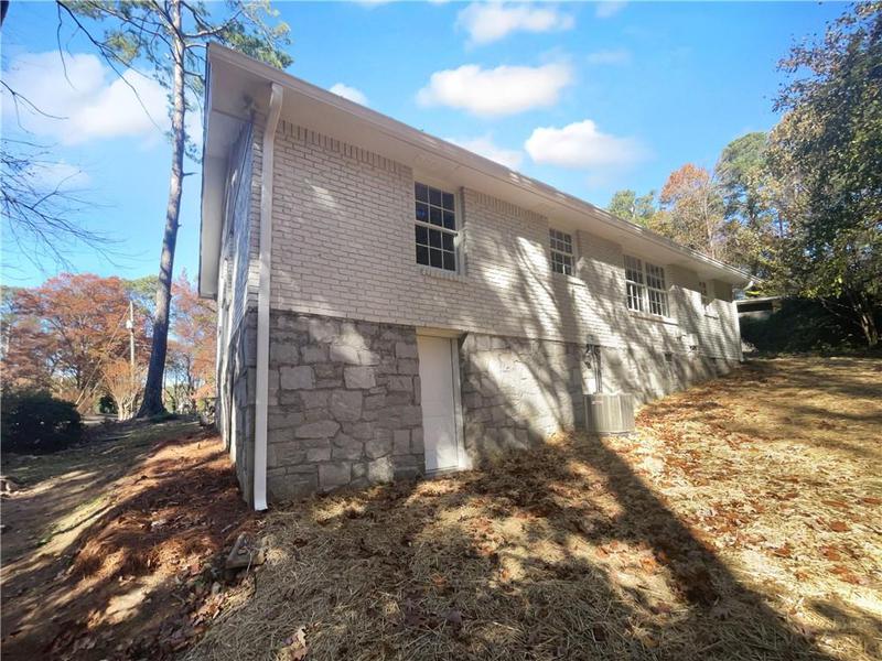 Image for property 2320 Capehart Circle, Atlanta, GA 30345