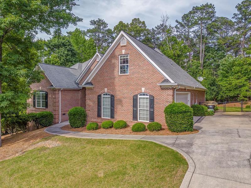 Image for property 27 Bluff Mountain Drive, Rome, GA 30165
