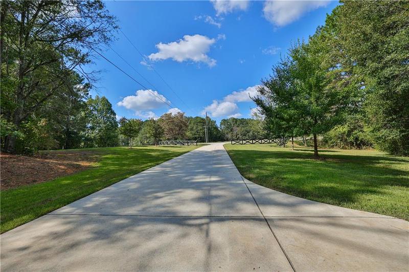 Image for property 1593 Highway 82, Winder, GA 30680