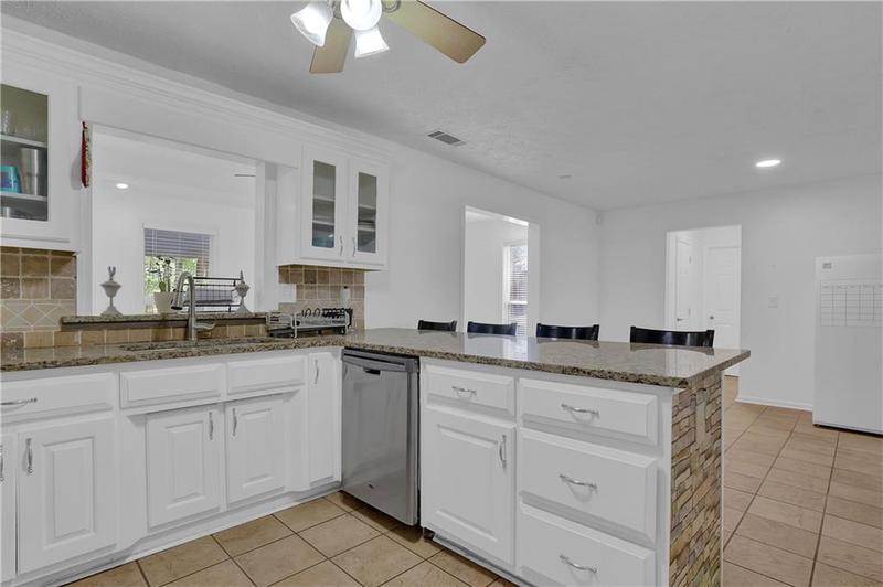 Image for property 1593 Highway 82, Winder, GA 30680