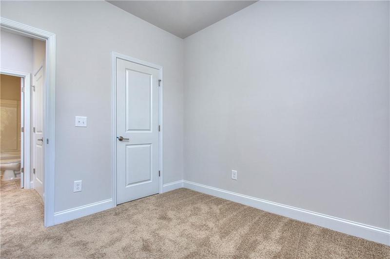 Image for property 6104 Ripple Way 50, South Fulton, GA 30349