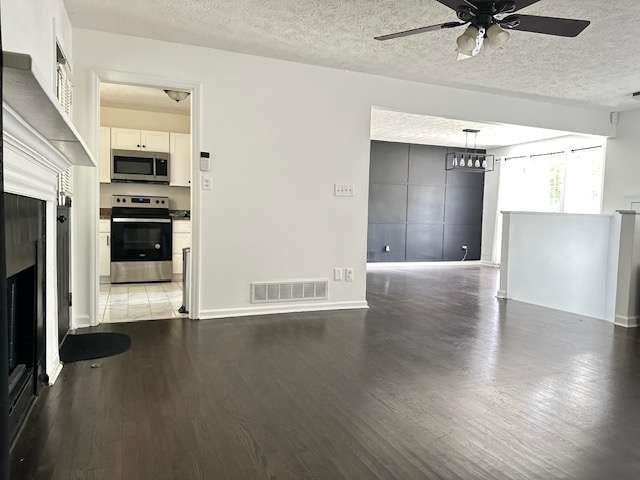Image for property 4020 Willow Ridge Road, Douglasville, GA 30135