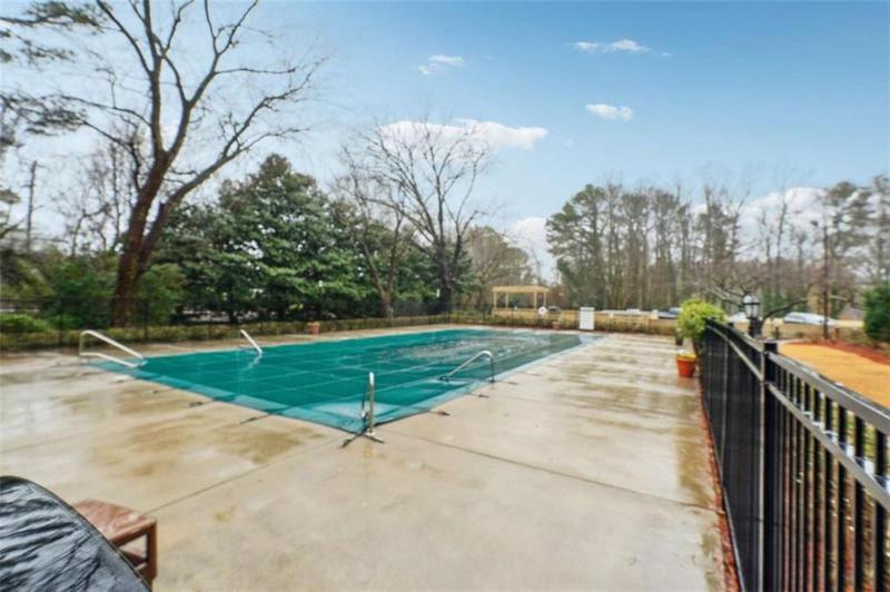 Image for property 1501 Clairmont Road 1624, Decatur, GA 30033