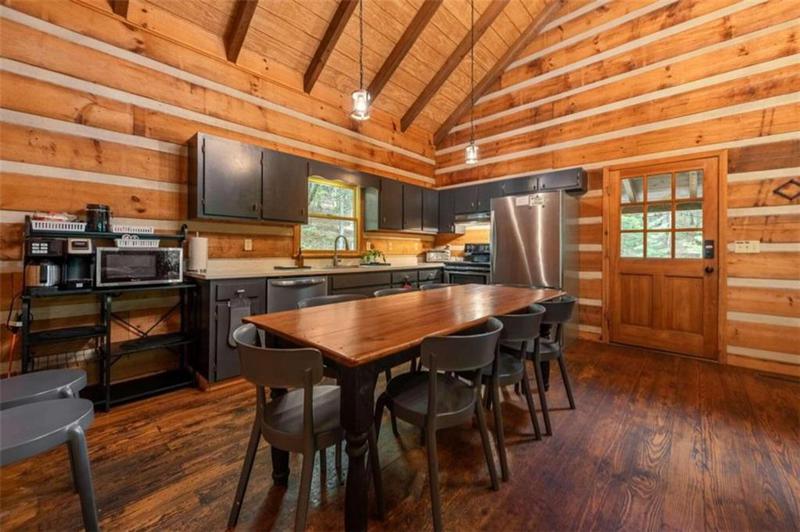Image for property 421 Weeks Creek Road, Blue Ridge, GA 30513