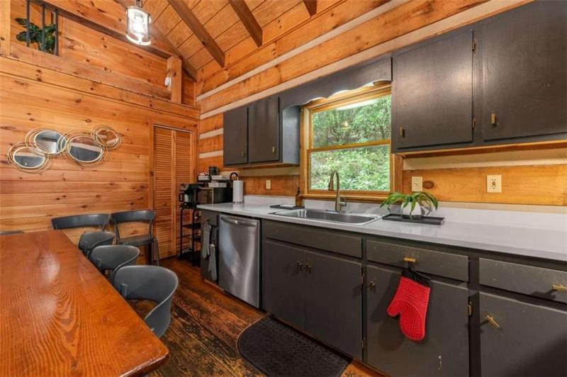 Image for property 421 Weeks Creek Road, Blue Ridge, GA 30513
