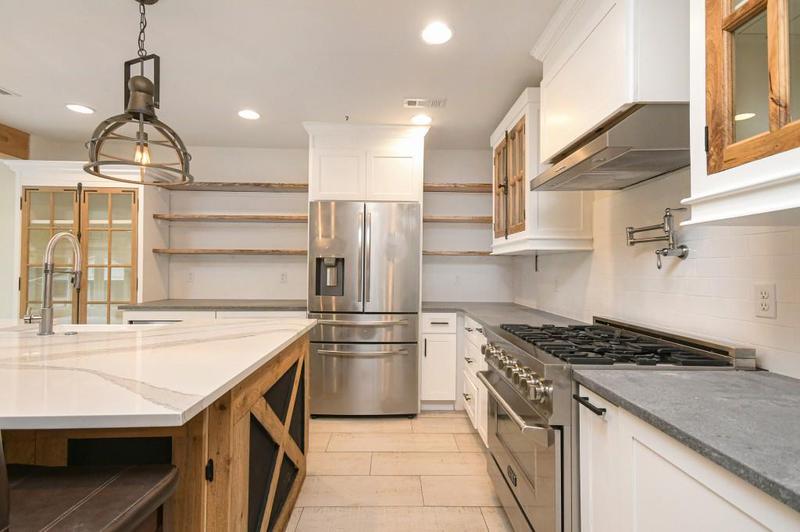 Image for property 15585 Thompson Road, Alpharetta, GA 30004