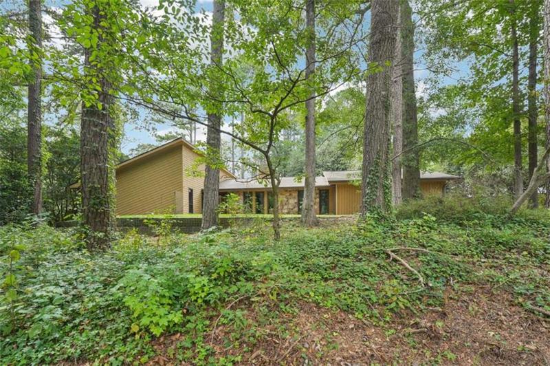 Image for property 382 Greenfield Court, Marietta, GA 30068