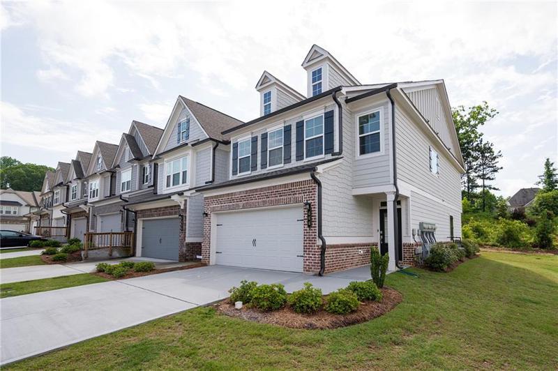 Image for property 668 Isom Walk, Suwanee, GA 30024