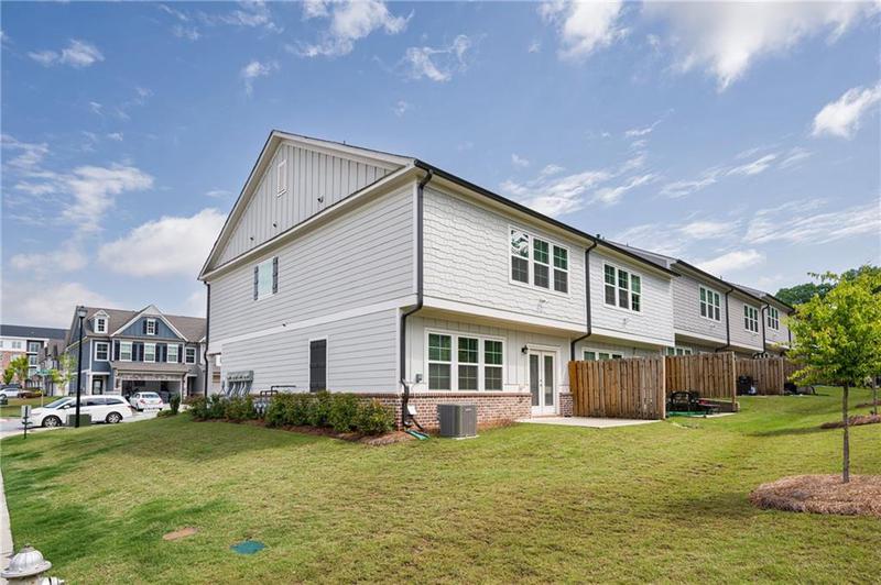 Image for property 668 Isom Walk, Suwanee, GA 30024