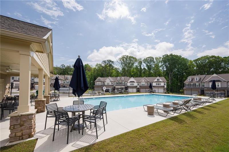 Image for property 668 Isom Walk, Suwanee, GA 30024