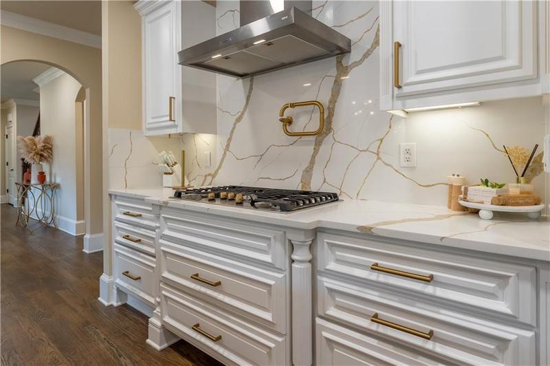 Image for property 3960 Carissa Trace, Cumming, GA 30040