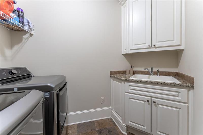 Image for property 3960 Carissa Trace, Cumming, GA 30040