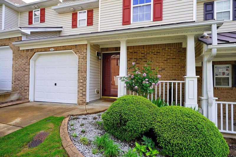 Image for property 589 Fox Creek Crossing, Woodstock, GA 30188