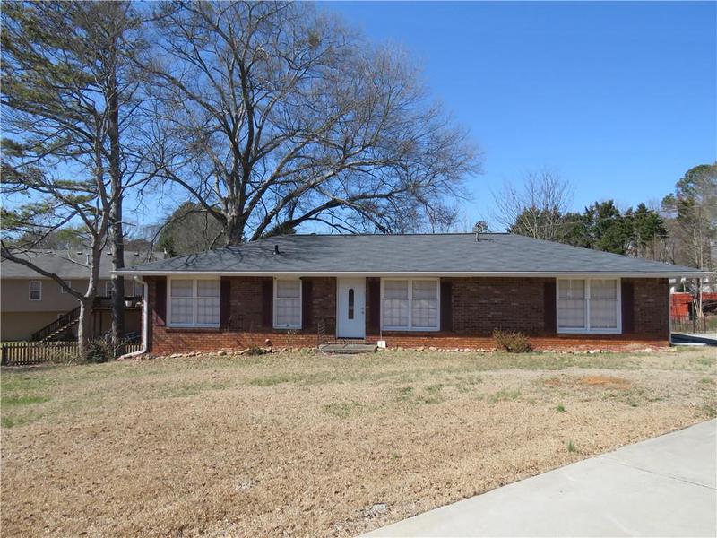 Image for property 2870 WHITEVIEW Drive, Acworth, GA 30101