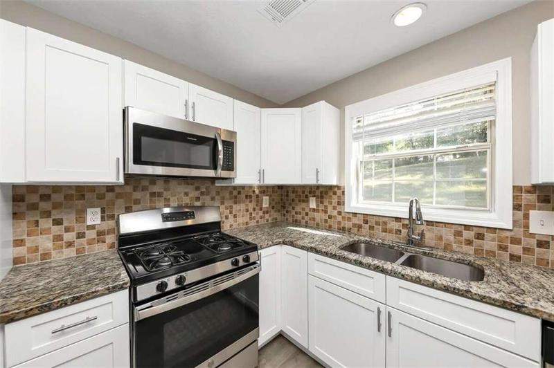 Image for property 214 Kensington Trace, Stockbridge, GA 30281