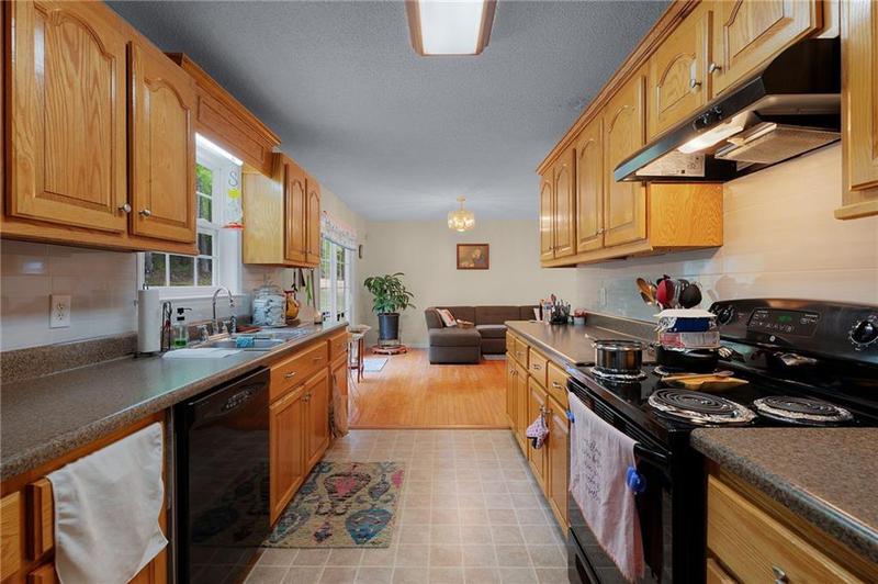 Image for property 138 Valley View Heights, Calhoun, GA 30701