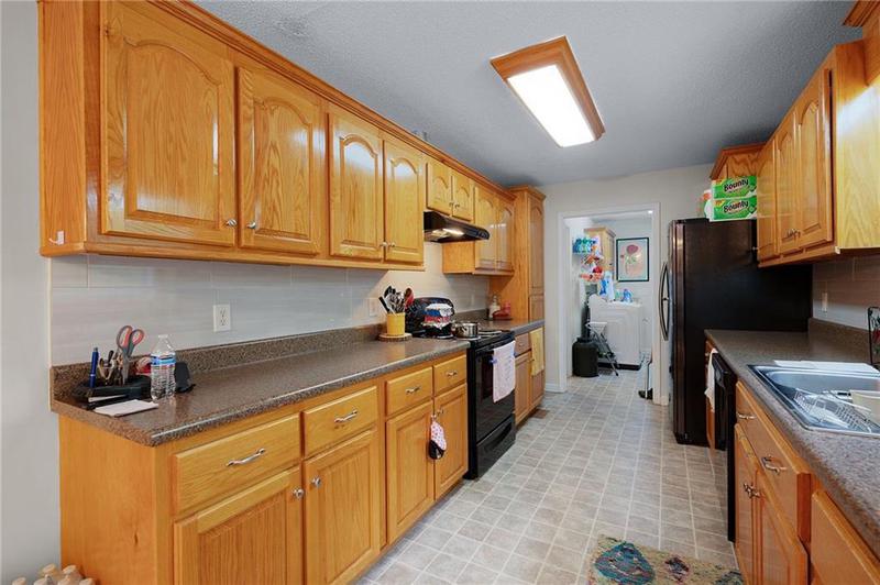 Image for property 138 Valley View Heights, Calhoun, GA 30701