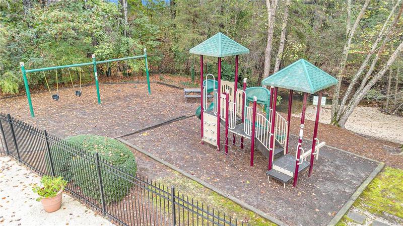 Image for property 4051 RIDGEHURST Drive, Smyrna, GA 30080