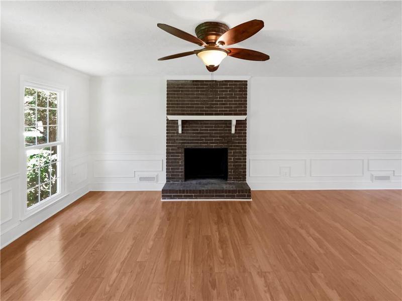 Image for property 3188 Village Glen Drive, Snellville, GA 30039