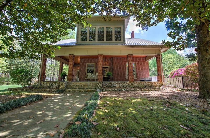 Image for property 421 Boulevard Heights, Calhoun, GA 30701