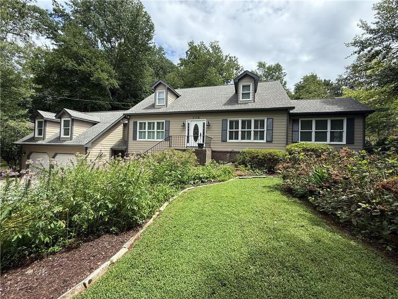 Image for property 775 Upper Hembree Road, Roswell, GA 30076