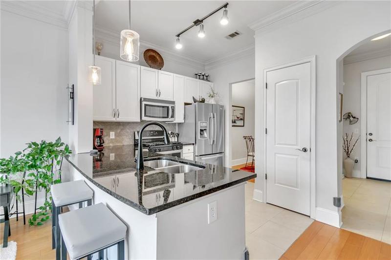 Image for property 3621 Vinings Slope 1537, Atlanta, GA 30339