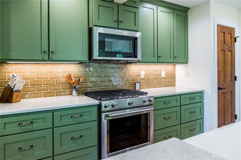 Image for property 11 Brow Road, Rome, GA 30165