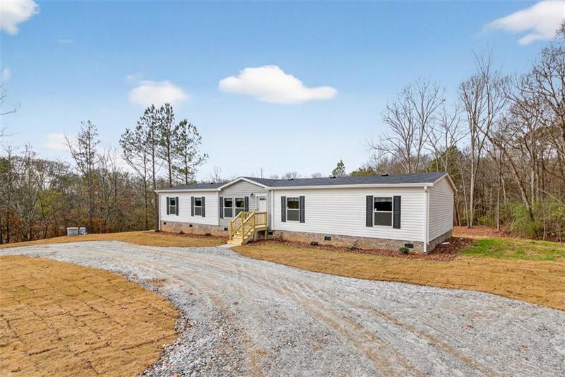 Image for property 533 Pearwood Road, Royston, GA 30662