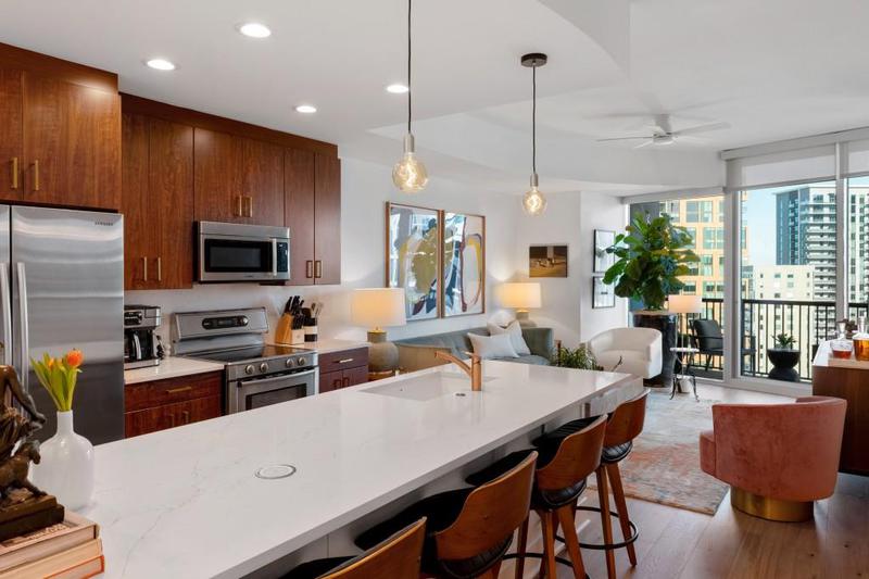 Image for property 1080 Peachtree Street 1906, Atlanta, GA 30309