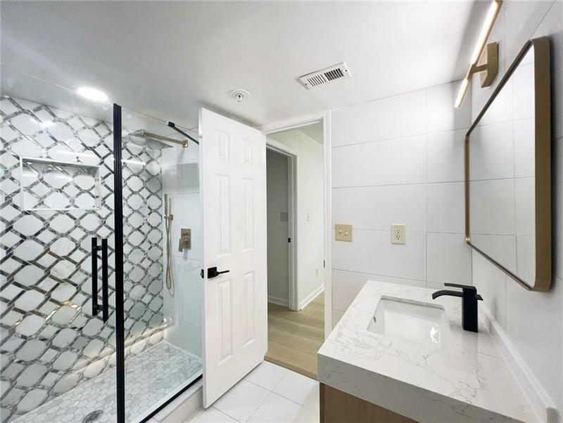 Image for property 4254 River Green Drive 616, Atlanta, GA 30327