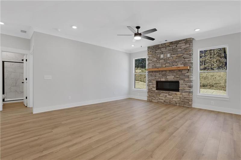 Image for property 7008 Manchester Drive, Flowery Branch, GA 30542