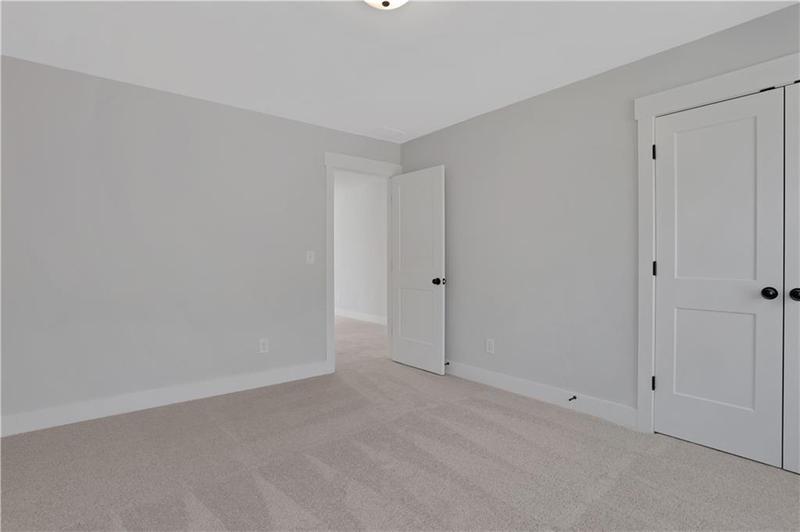 Image for property 7008 Manchester Drive, Flowery Branch, GA 30542