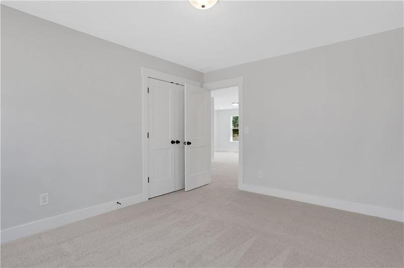 Image for property 7008 Manchester Drive, Flowery Branch, GA 30542
