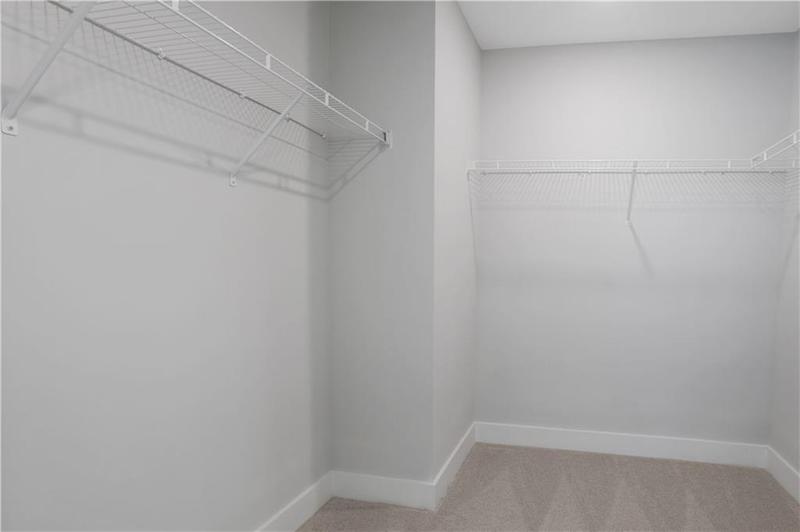 Image for property 7008 Manchester Drive, Flowery Branch, GA 30542