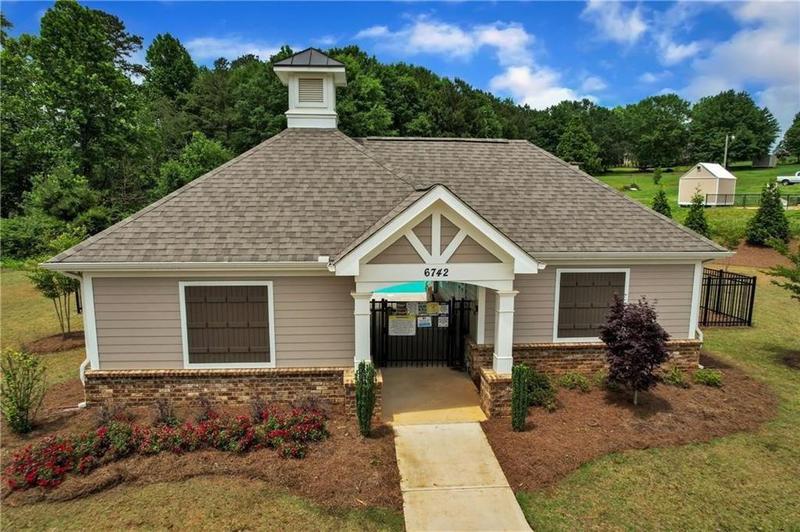 Image for property 7008 Manchester Drive, Flowery Branch, GA 30542