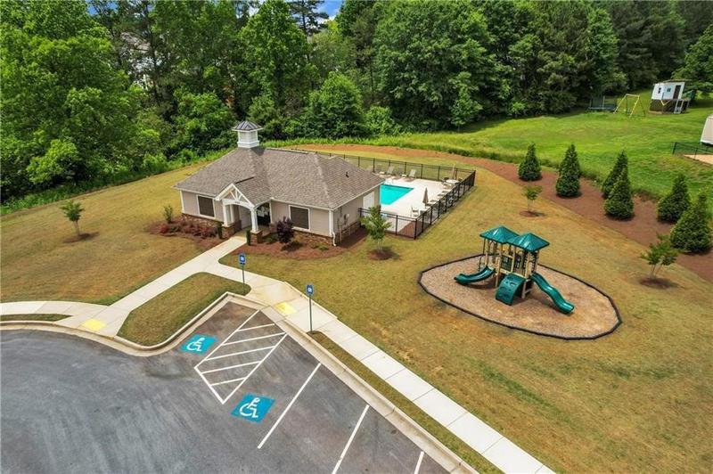 Image for property 7008 Manchester Drive, Flowery Branch, GA 30542