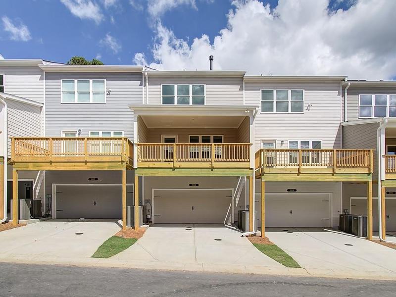 Image for property 1988 Deco Drive, Kennesaw, GA 30144