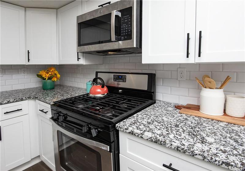 Image for property 2371 Wingfoot Place, Decatur, GA 30035
