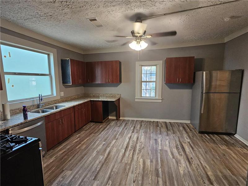 Image for property 74 Martin Luther King Jr Drive, Winder, GA 30680