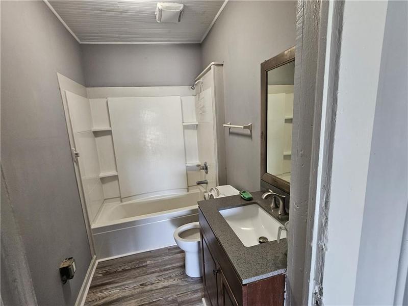 Image for property 74 Martin Luther King Jr Drive, Winder, GA 30680
