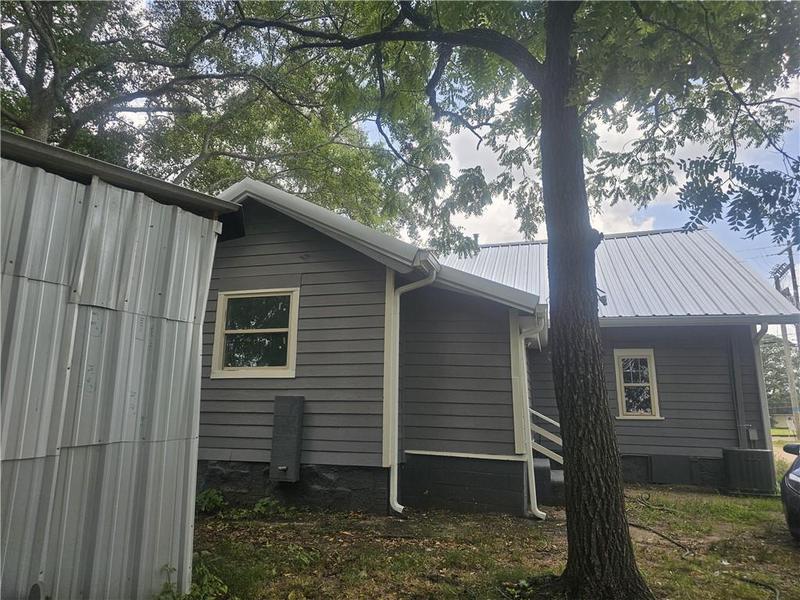 Image for property 74 Martin Luther King Jr Drive, Winder, GA 30680