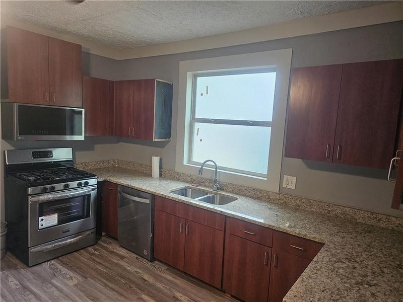 Image for property 74 Martin Luther King Jr Drive, Winder, GA 30680