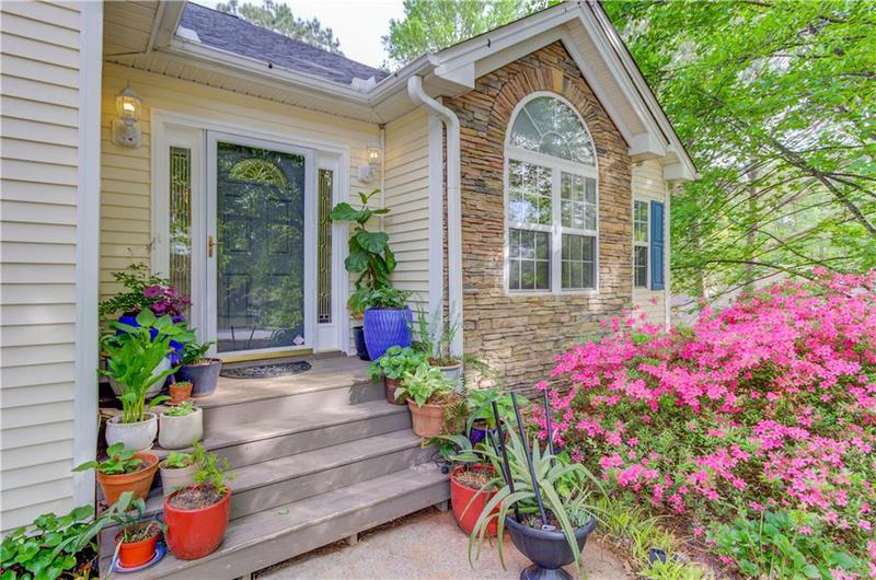 Image for property 3085 Willow Park Drive, Dacula, GA 30019